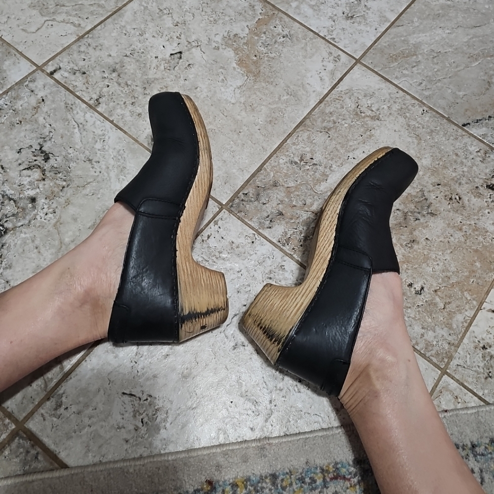 Dansko Leather Clogs Size 39 - Picture 4 of 11